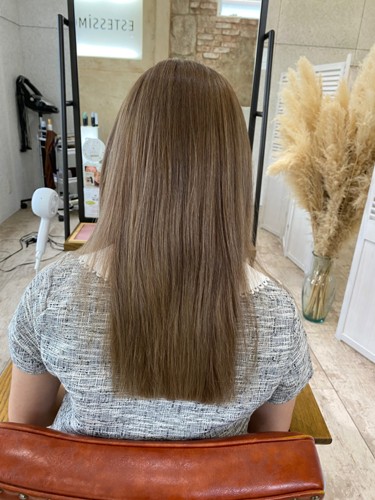 残留ベースからつくるミルクティーベージュ by かねつき - ヘアカラー